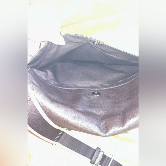 Coach large messenger bag. Chocolate leather. Like new. No call outs. - Picture 10 of 13